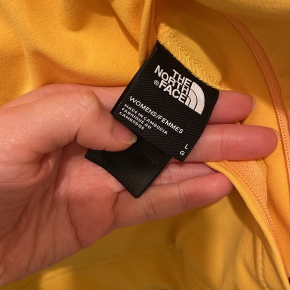 The North Face Shelbe Raschel Pullover - Picture 5 of 10